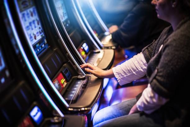 Live dealer blackjack and sports market interface